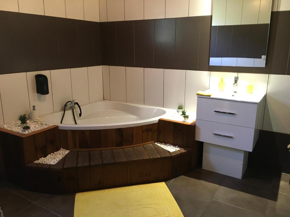 살라지 Ti Kaz Hoareau B&B 외부 사진